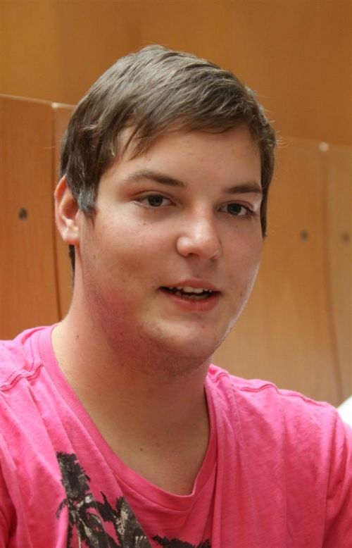 kenyeres.jpg