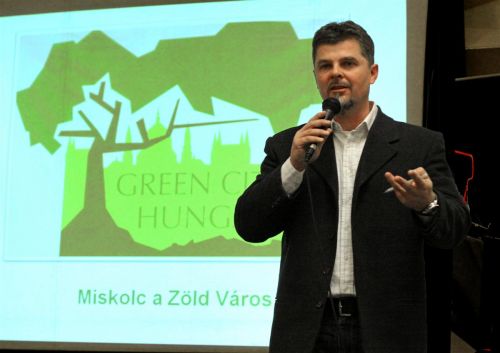 kerteszek-itc-green-111201ml_5.jpg