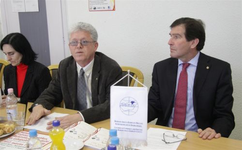kezmuves-kupa-120224ml.jpg