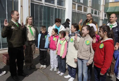 komlos120331_ja.jpg