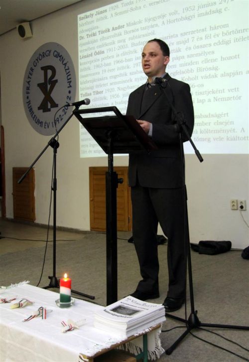kommunizmus-120224ml_07.jpg