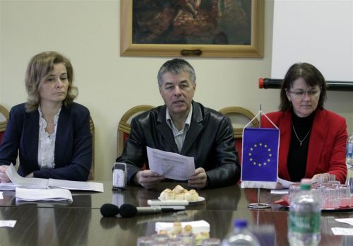 koraszulott_osztaly_fejlesztes_121127_ja_5.jpg