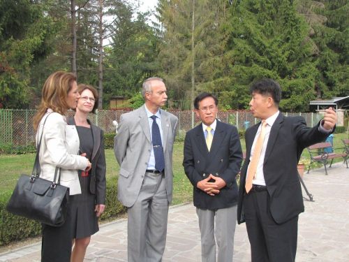 koreai_111006_csl.jpg