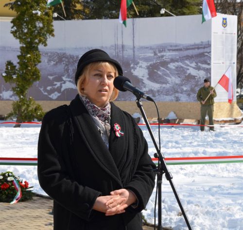 korkep_avatas_deakter_marc15_0317_fkcs.jpg