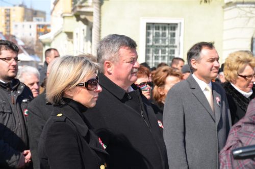 korkep_avatas_deakter_marc15_0317_fkcs_1.jpg