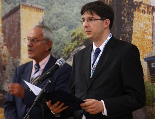 kosareb_megnyito_110803_rp.jpg