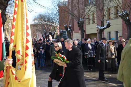 koszoruzas_petofi_ter_marc15_0317_fkcs_33.jpg
