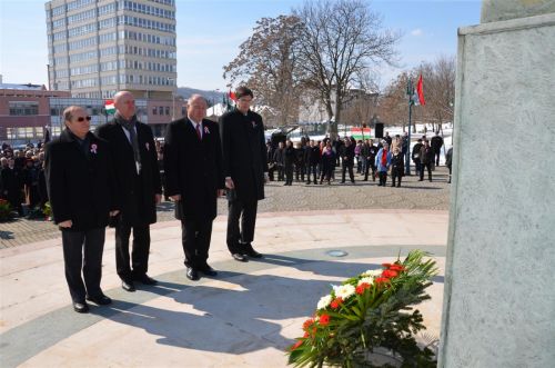 koszoruzas_petofi_ter_marc15_0317_fkcs_4.jpg