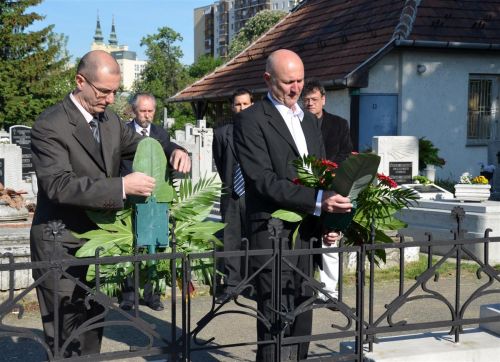 koszoruzas_polgi_sir_130511_fkcs_11.jpg