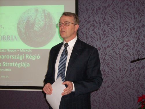 kozgazdasz111124_csl4.jpg