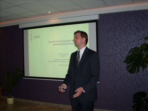 kozgazdtarsasag120605_csl2.jpg