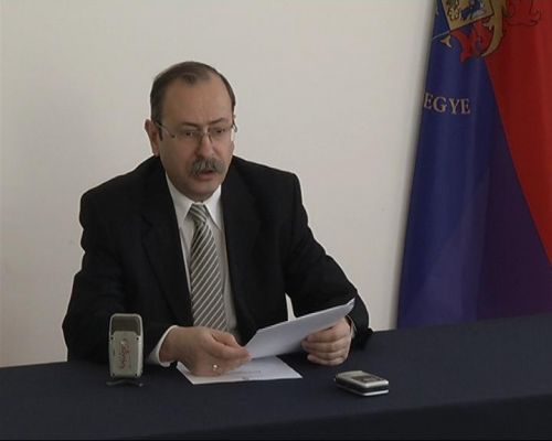 kozmunka_demeterervin_120413_mitv.jpg