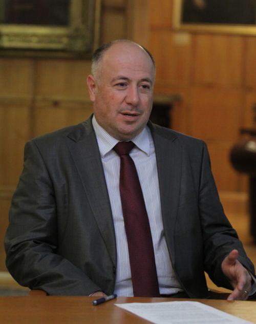 kriza_akos_111027_ja_3.png