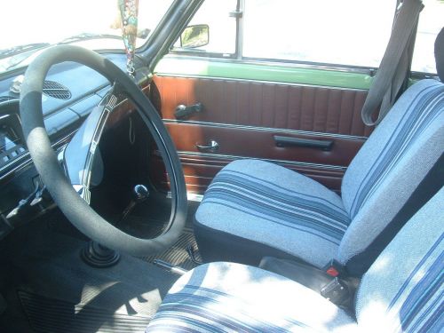 lada120827_vl.jpg