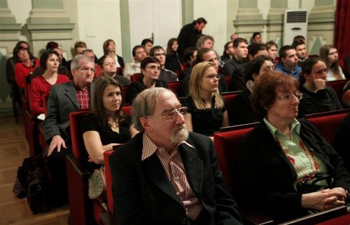 mab_regerszek_130220ml_3.jpg