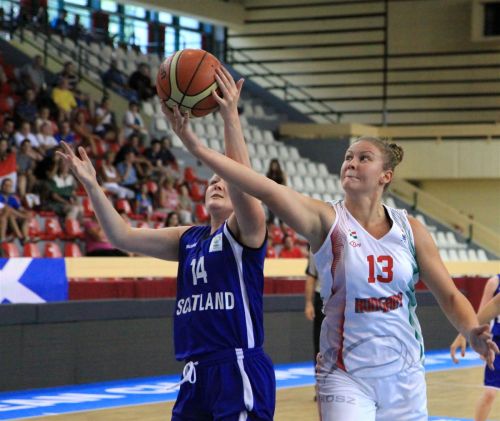 magyar_skot_noi_u18_130815ml_19.jpg