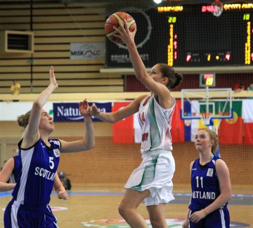 magyar_skot_noi_u18_130815ml_22.jpg