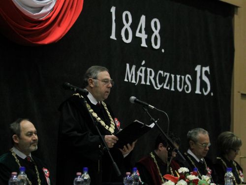 marc15_egyetem_120314_ja_3.jpg