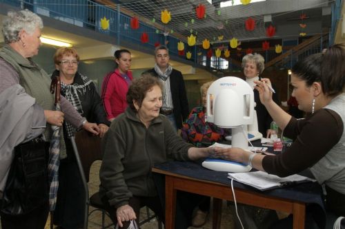 martinkertvaros_szures_mszp_120414_ja_2.jpg