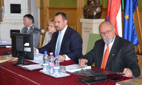 megyei_kozgyules_130711_fkcs_6.jpg