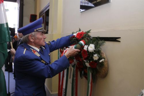megyei_munkastanacsok_emlektabla_121023_ja_9.jpg