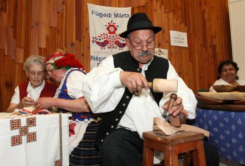 menjunk-vilagga-120329ml_84.jpg