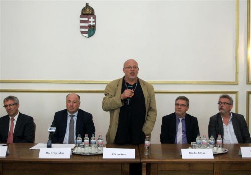 miskolc_uj_arculat_120925_ja_10.jpg