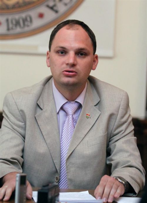 molnar_peter_110728_ja.jpg