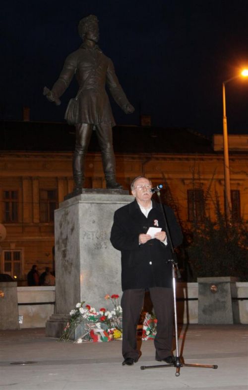 mszp-faklyasvonulas-120313ml_02.jpg