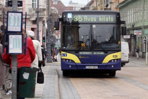 mvk_busz_130410_ja.jpg