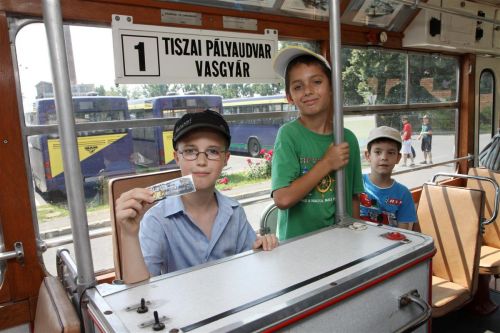 mvk_muzeumejszaka_130622_14.jpg