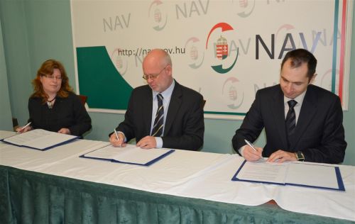 nav_vadaspark_egyuttmukodes_alairas_0311_fkcs_4.jpg