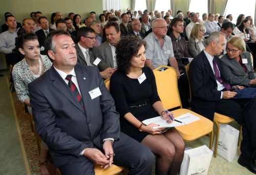 nemet_gazdasagi_kamara_130611ml_01.jpg