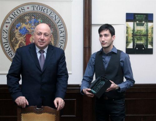 pal_denes_130130_ja_3.jpg