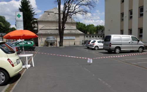 patika_parkolo_120627_ja_2.jpg
