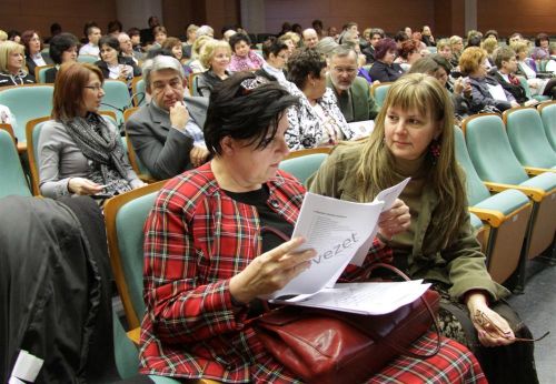 pedagogus-forum-120307ml_02.jpg