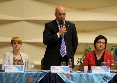 penzugyi_vetelkedo_120323_ja_1.jpg