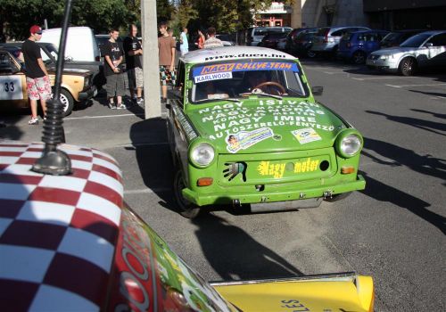 rally_bemutatkozas_120825ml_01.jpg
