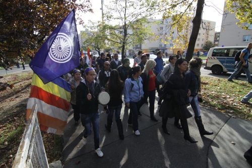 roma_felvonulas_121017_ja_2.jpg