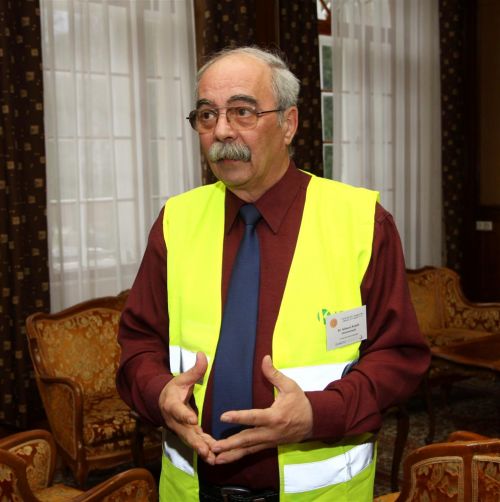 selmeczi_kamill_orvos_130413ml_0.jpg