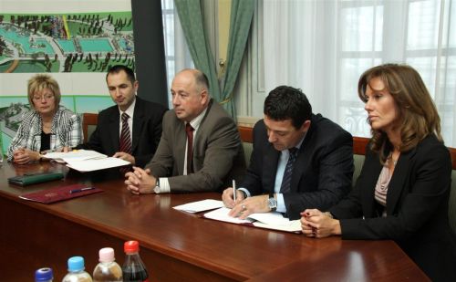 selyemreti-alairas-111024ml_6.jpg