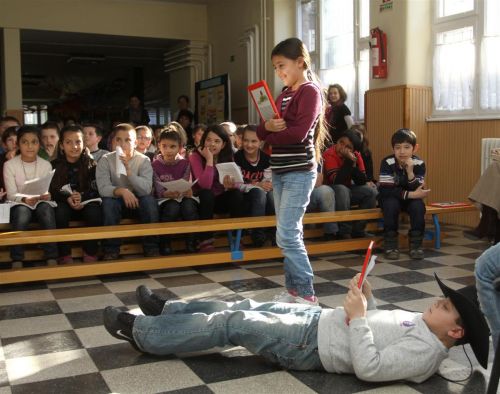 selyemreti_iskola_olvasas_120306_ja_7.jpg