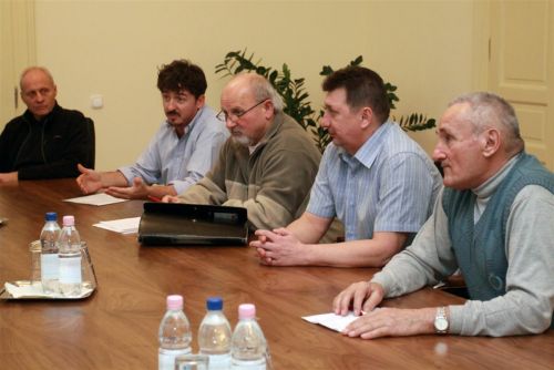 selyemreti_torzsvendegek_polgarmester_130118_ja_2.jpg
