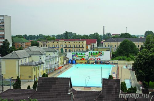 slyemreti_strand1_130711ml.jpg