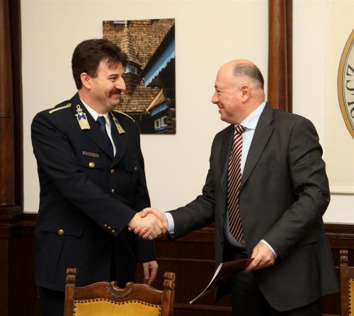 sos_segelyhivo_130123ml_10.jpg