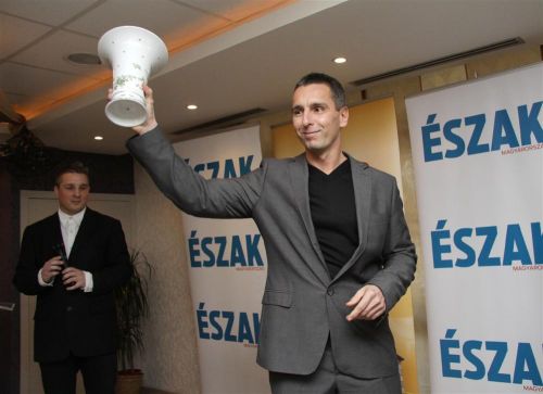 sportdij-atado-eszak-120130ml_25.jpg