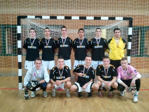 suranyifutsal.jpg