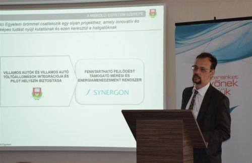 synergon_projektbemutato_130507_fkcs_11.jpg