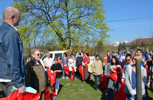szemetszedes_holding_hejocsaba_0419_fkcs_2.jpg