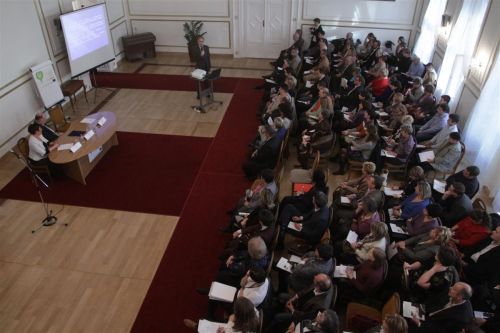 szoc_forum_121108_ja_12.jpg